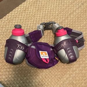 Nathan hydration belt